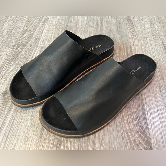 Kelsi Dagger black slides - Picture 2 of 6